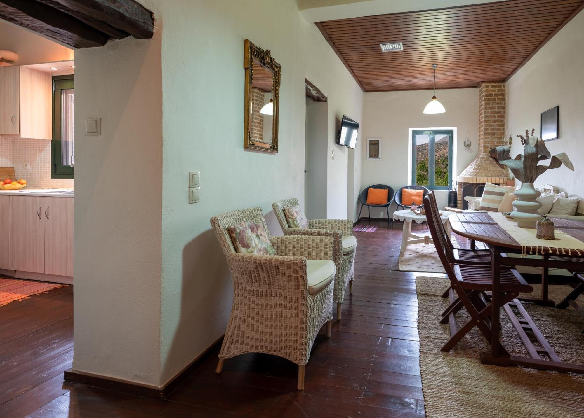 Ornus Traditional House Orne المظهر الخارجي الصورة